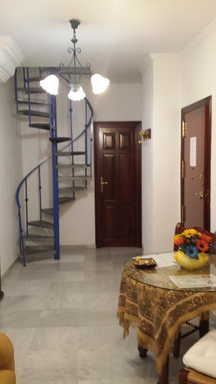 Apartamento San Benito B Sevilla Exterior foto